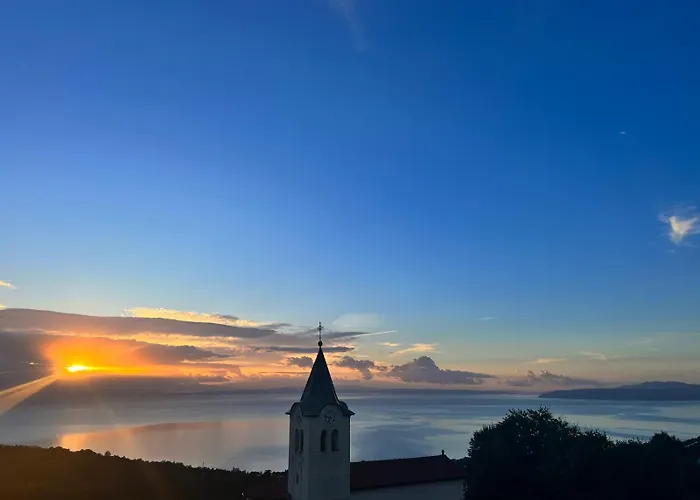 Вилла Infinity Poljane